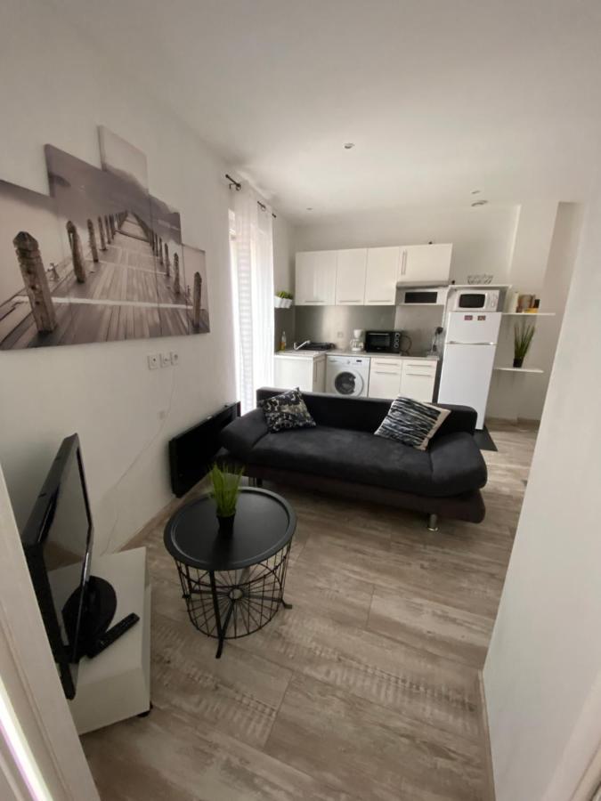Arcole 5 - Jolie Appartement Centre Ville De Beziers Avec Garage- Wifi -Tv Connectee ภายนอก รูปภาพ